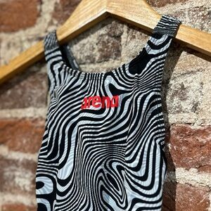 ARENA WOMENS TECH SUIT